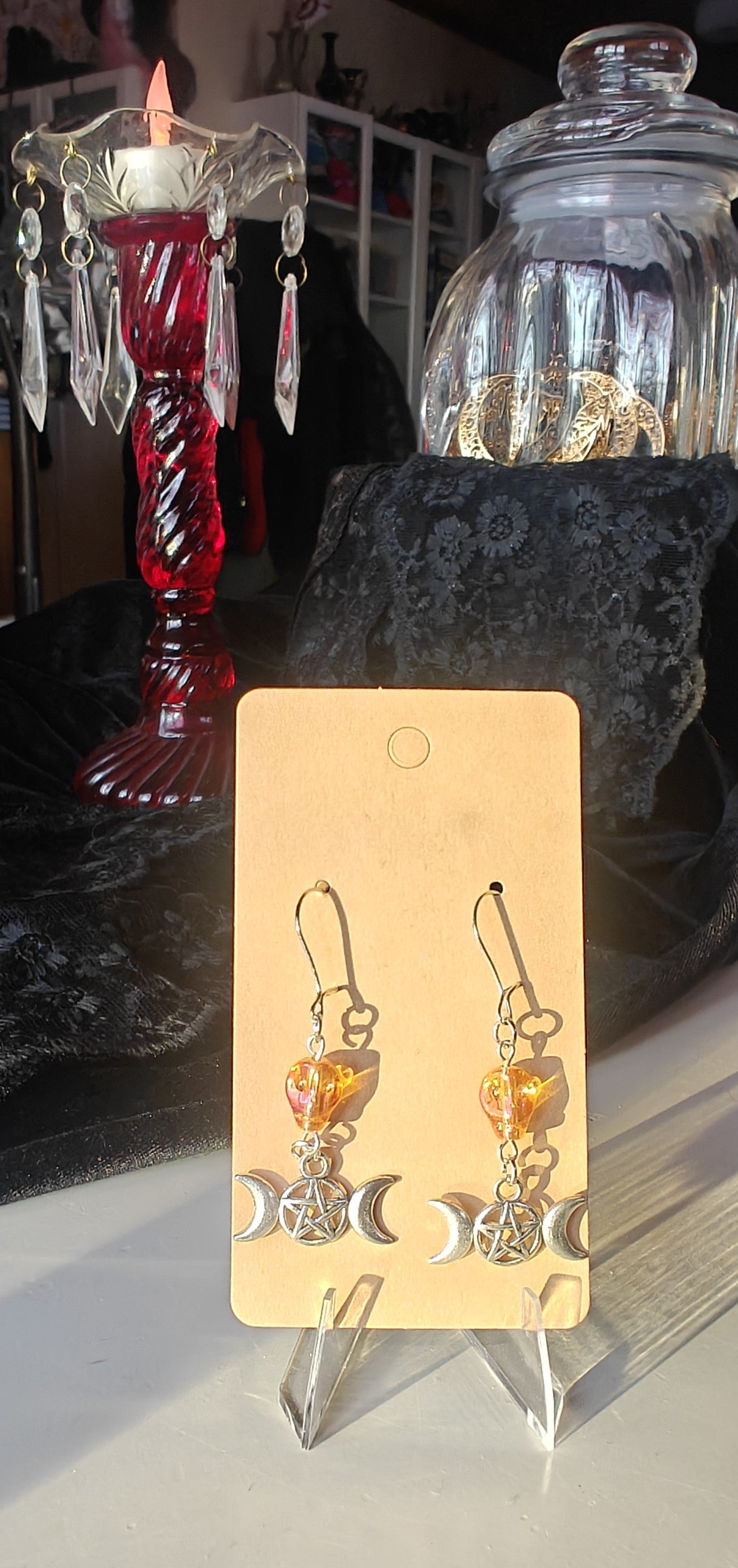 Golden Skull & Triple Moon - Korvakorut