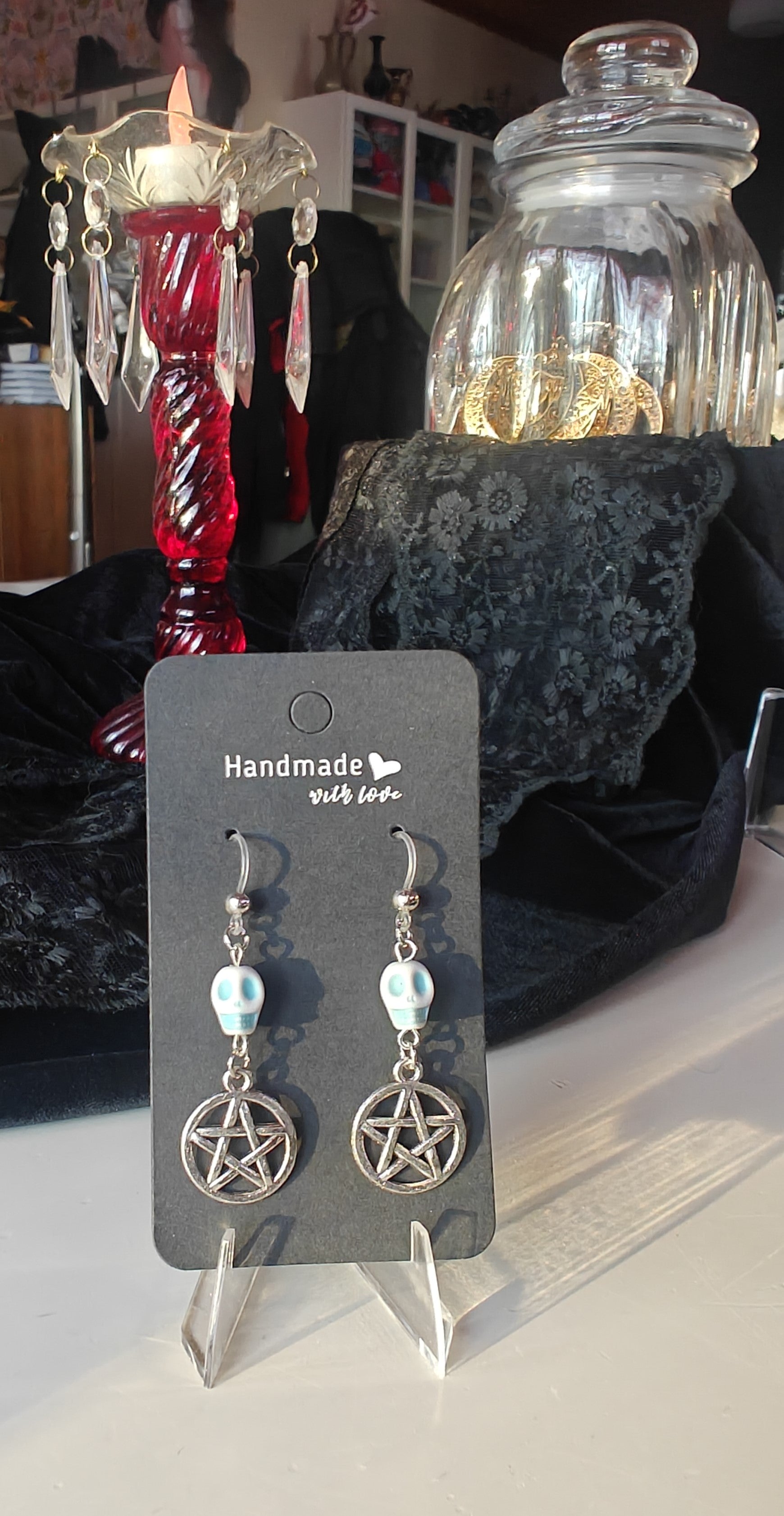 Pääkallo & Pentagrammi - Korvakorut